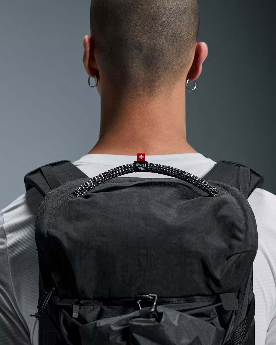 On Speed Pack 24L Elite Black | Magnet 온 스피드팩 24L 엘리트 2색상 선택