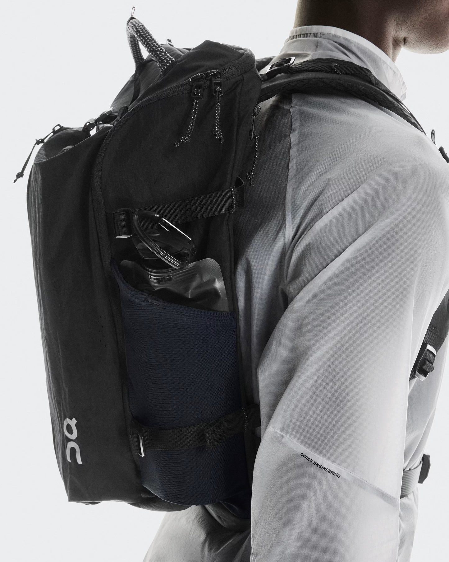 On Speed Pack 30L Magnet | Black 온 스피드팩 30L 2종색상선택